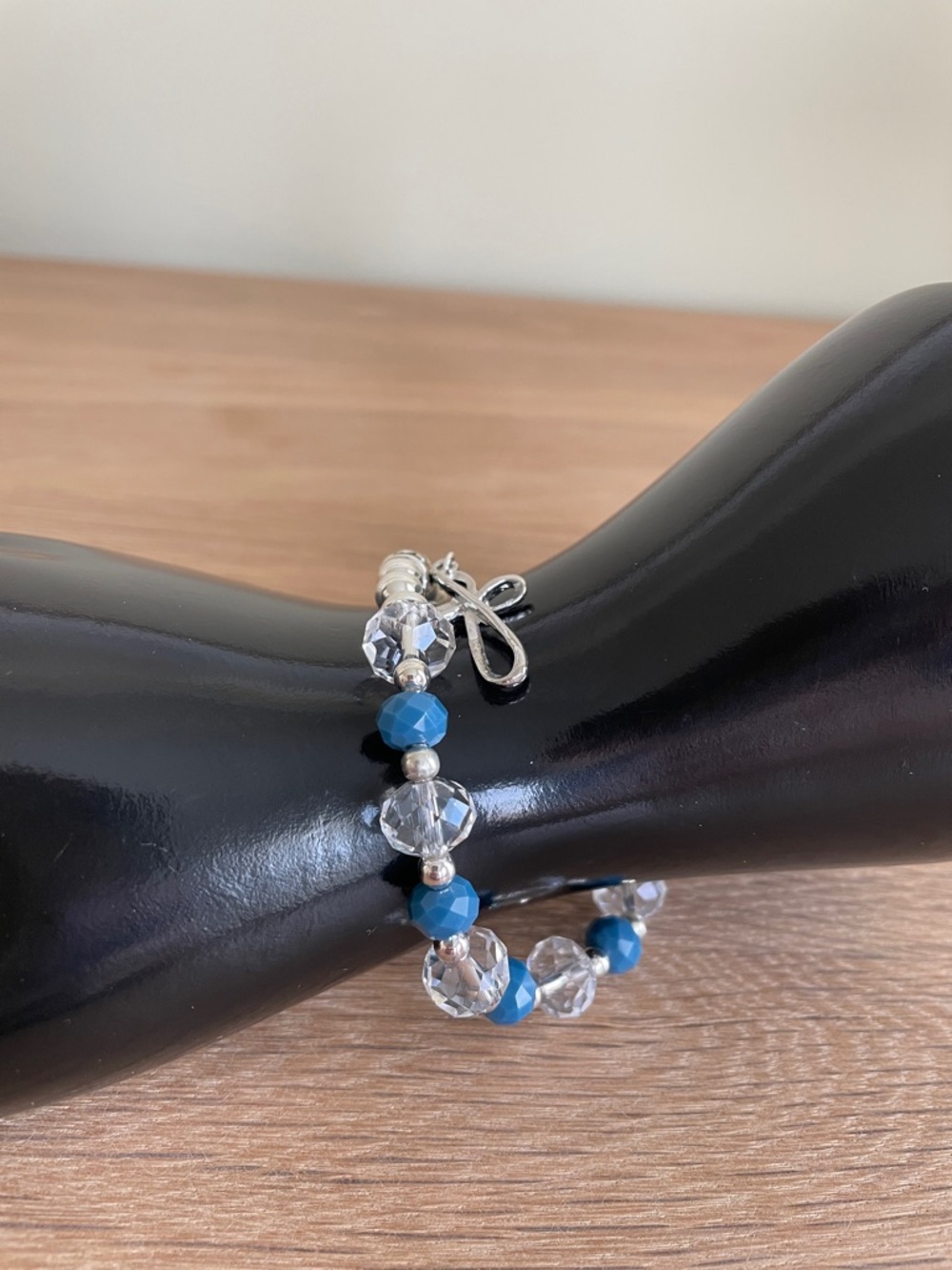 HAND CRAFTED CRYSTAL & INFINITY CROSS STRETCH BRACELET Blue, Clear, & Silver - Picture 7 of 16